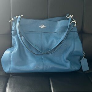 Beautiful Blue Leather Coach Shoulder Bag EXCELLENT Condition $500 new